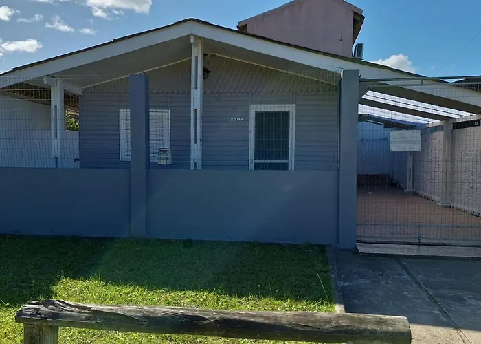 Casinha Cinza Cassino